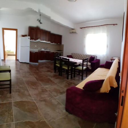 Sunset House Aurora&Ersi Apartman Orikum Szoba fotó